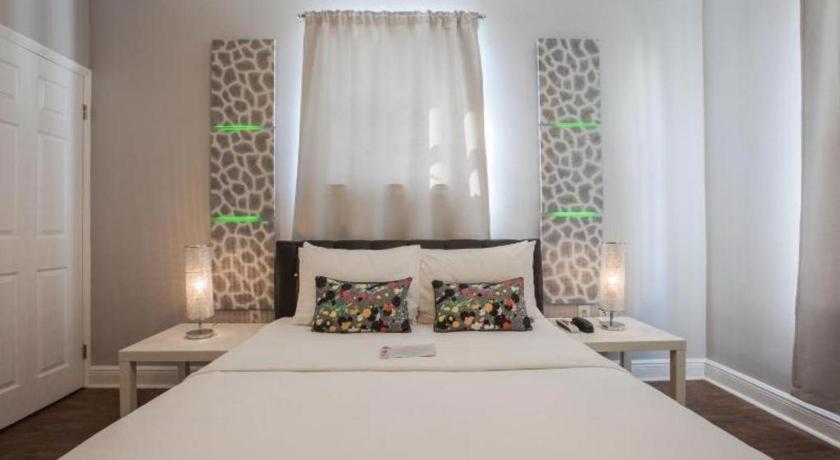 Odyssey Of South Beach Apart Hotel Miami Beach Bagian luar foto